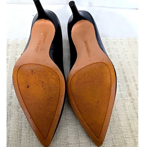 Nine West Womens Margot 2-1/2" Mid-Heel Pumps 8.5M Black Soft Leather Upper - Picture 7 of 7